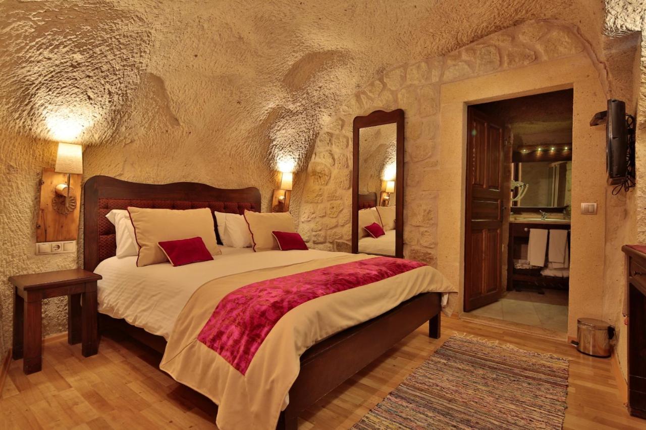 Hotel Elaa Cave